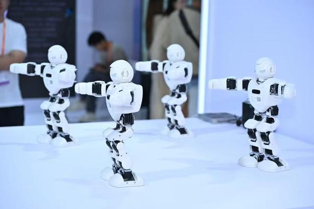 第十六屆海峽兩岸文博會(huì) 數(shù)字文化創(chuàng)意內(nèi)容應(yīng)用服務(wù)引領(lǐng)未來(lái)